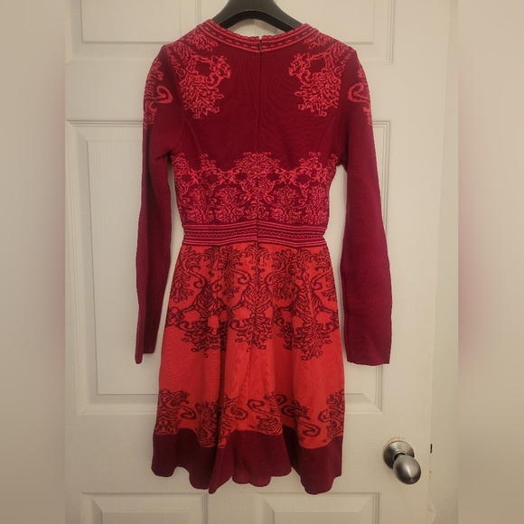 Knit dress - Picture 3 of 3